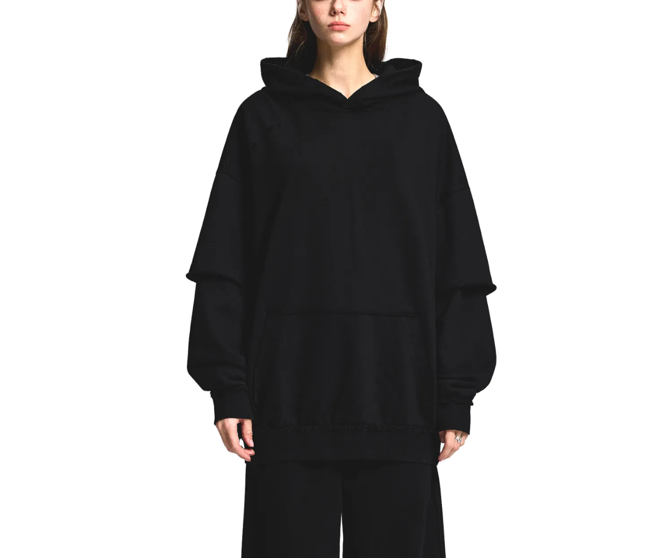 "HUSTLER'S CLUB" 90'S LAYERED RUGGED HOODIE : Snow Washed Raw Edge Double Layered Hoodie