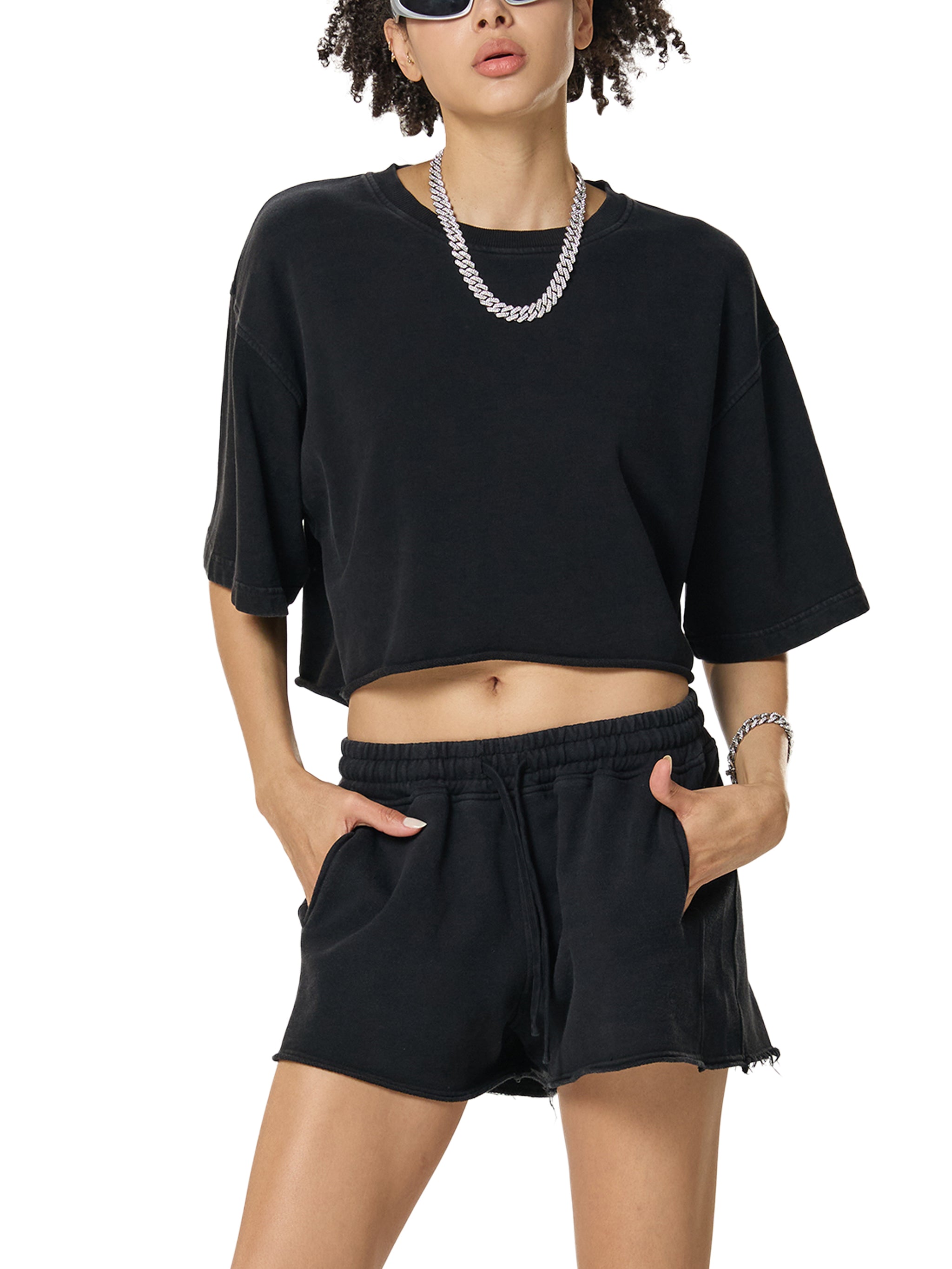 woman,crop top,tshirt