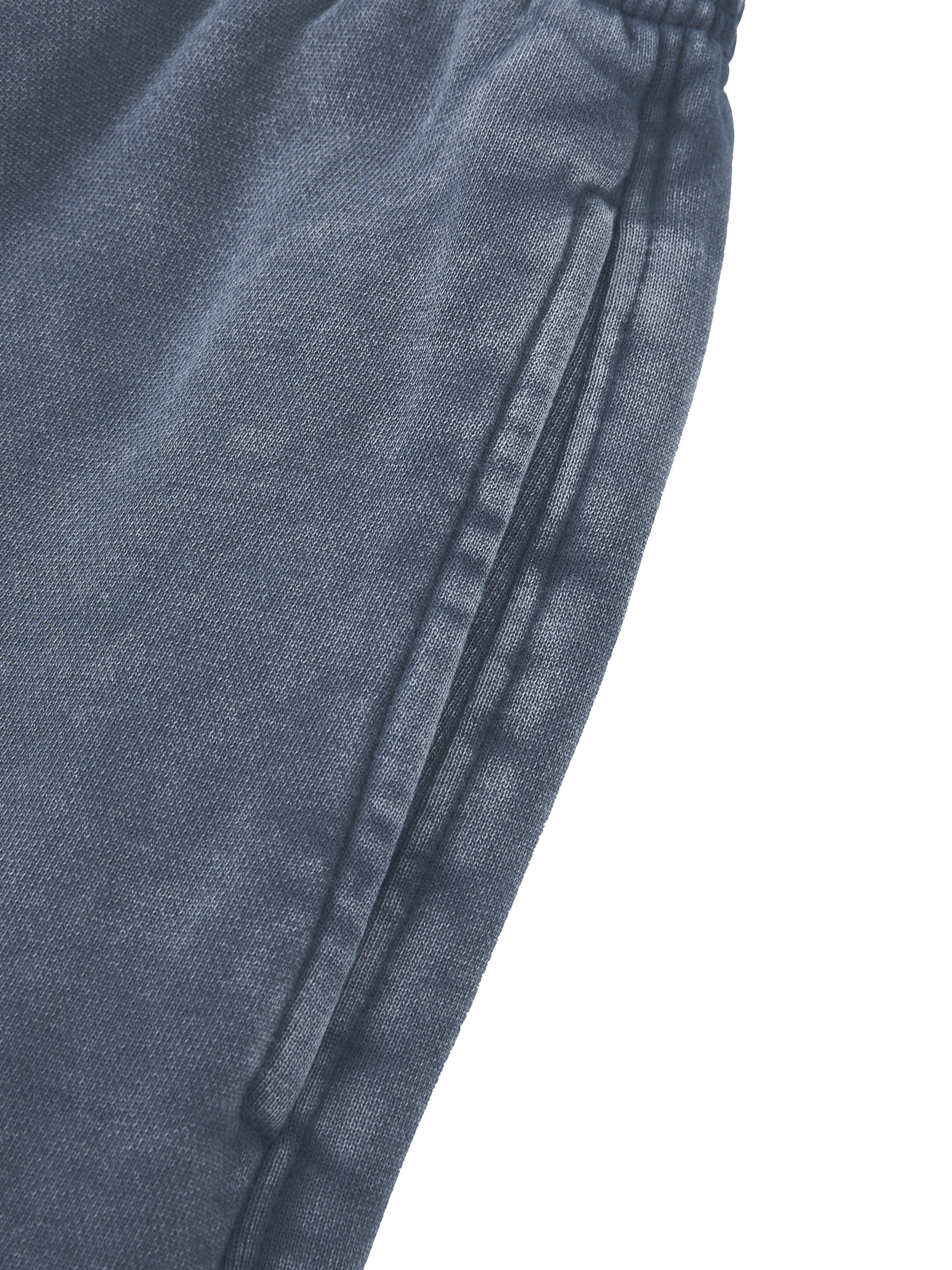 loose,sweatpants,laidback,open hem,Lowk3y